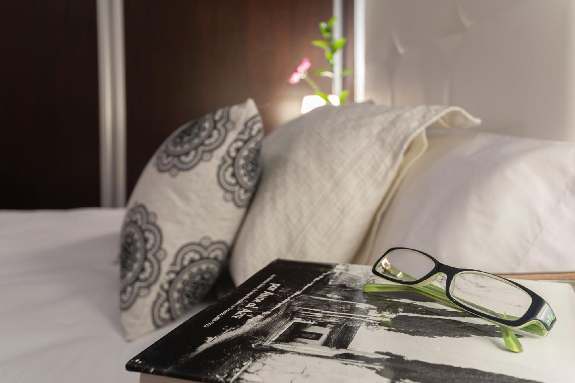Apartamento Adultos Centro Nueva De La Virgen 2 Free Parking Granada Ngoại thất bức ảnh